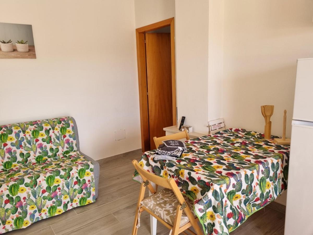 Le Case Di Pat - Palms Home San Pietro in Bevagna Eksteriør bilde
